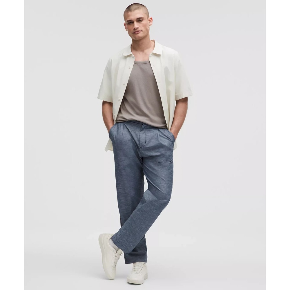 Lululemon Lululinen Pleated Trouser Pants in Club Blue Men 34x30 NWT $128